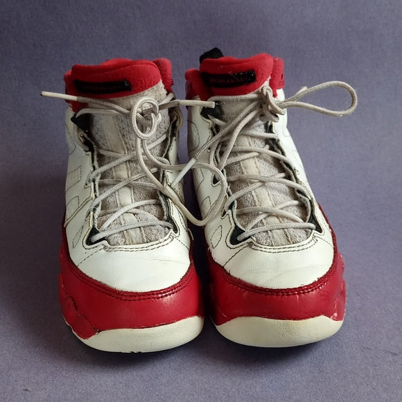 Air Jordan 9 Retro White Gym Red (PS) Shoe 401811-160