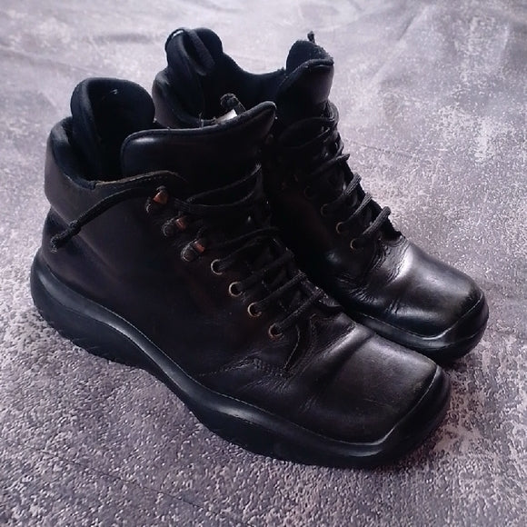 PRADA Men's Black Leather Boots 0825