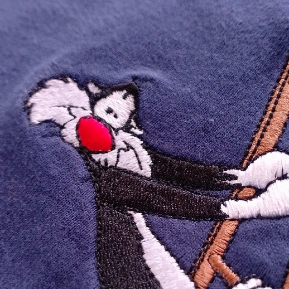 VINTAGE 1997 Tweety and Sylvester Embroidered Warner Bros T-Shirt