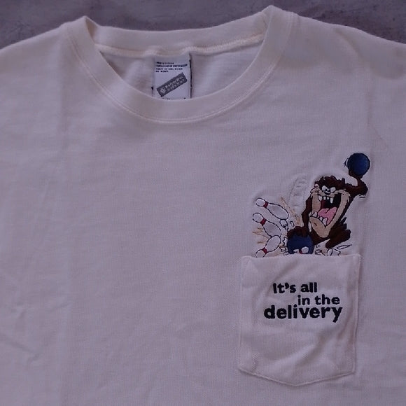 VINTAGE 1998 Bowling Taz It's All In The Delivery Embroidered Warner Bros T-Shir