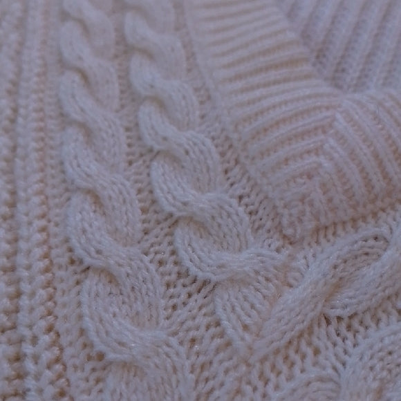 Vintage 90s Marico Women's V-Neck Sweater in Cream