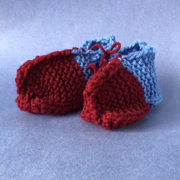 Vintage Handmade Knitted Burgundy Blue Children’s Slipper Booties