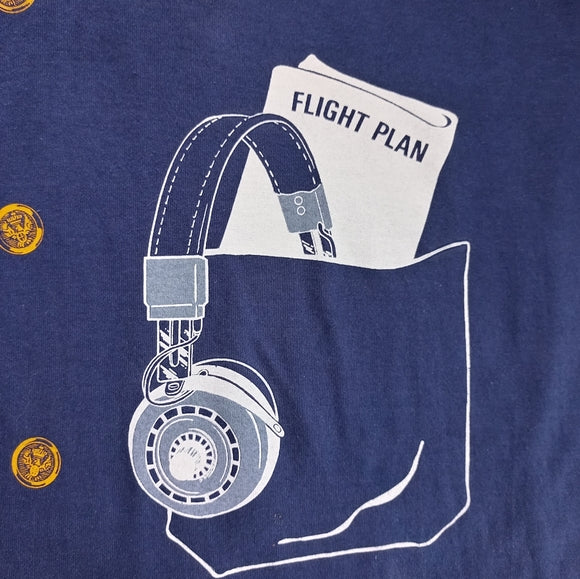Vintage 1981 Hawaiian Pilot Uniform Tie Flight Plane Airline Costume T-Shirt