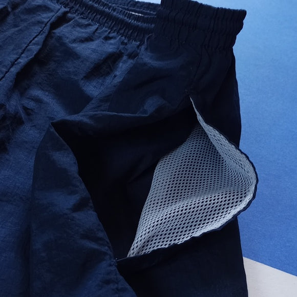 Vintage 90 Nike Big Logo Shorts unisex