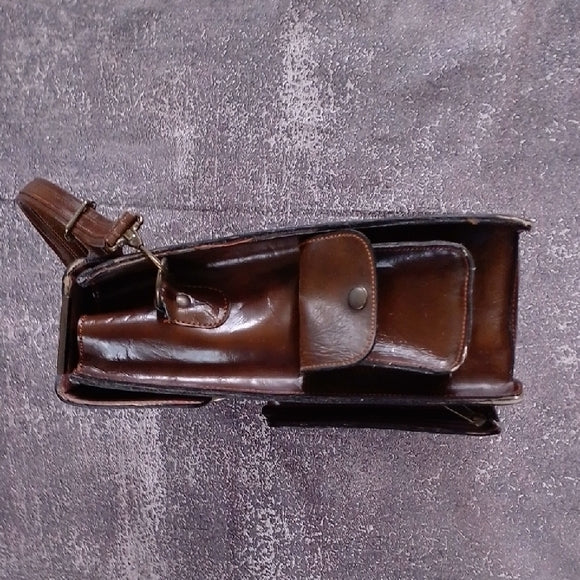 VINTAGE Classic Brown Leather Briefcase