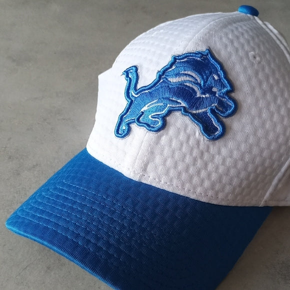 NWOT New Era Cream Detroit Lions 39THIRTY Adjustable Snapback Hat