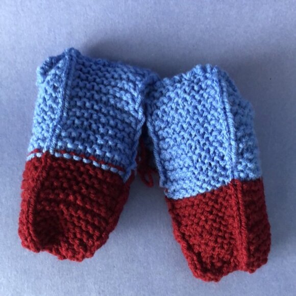 Vintage Handmade Knitted Burgundy Blue Children’s Slipper Booties