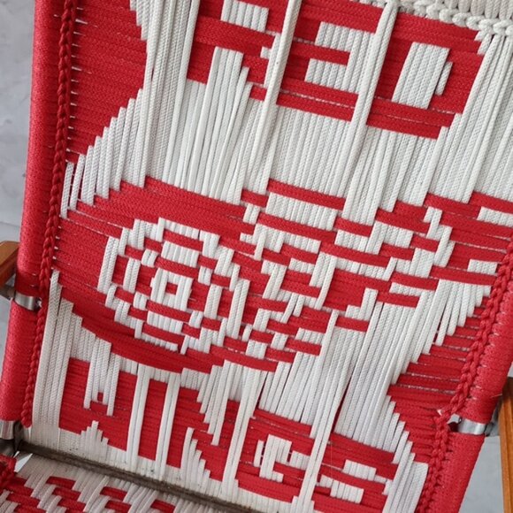 Vintage Red Wings Folding Lawn Chair