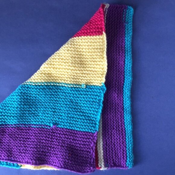 NWOT Vintage Hand-Knitted Made-in-Canada Colourful Baby Welcoming Mini Blanket