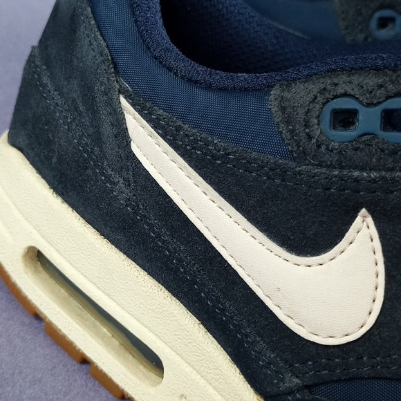 RARE Nike Air Max 1 Midnight Navy Sail Shoes 537383-411