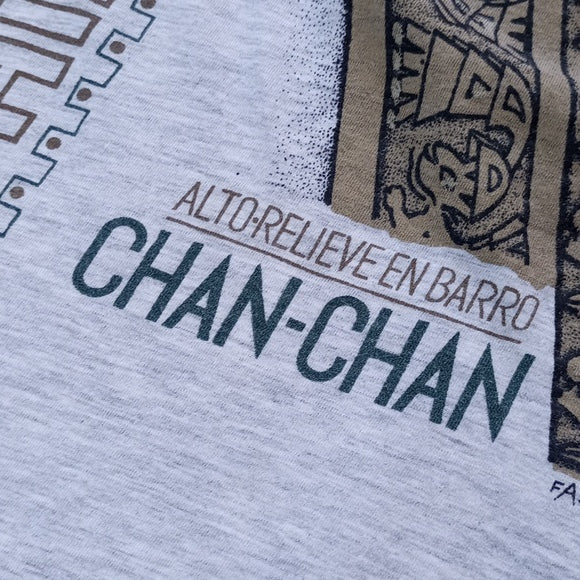 Vintage 1997 CHIMU Alto-relieve En Barro Chan-Chan Peru T-Shirt