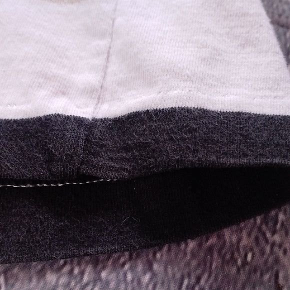 Vintage 90s VALENTINO VERO CLASSICS STRIPED SINGLE STITCH T-SHIRT