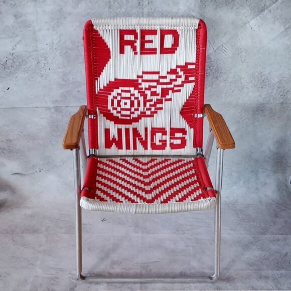 Vintage Red Wings Folding Lawn Chair