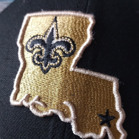 NWOT New Era New Orleans Saints Black Pop 39THIRTY FLEX HAT NFL UNISEX