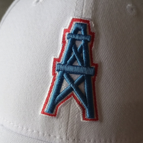 NWOT Tennessee Titans New Era Main 39THIRTY Flex Hat - white