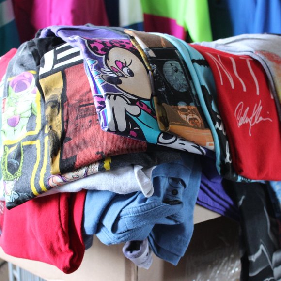 🎶 Modern Band Tee Wholesale Bundle (Semi-Mystery Mix!) 🎶 (20 Tees)
