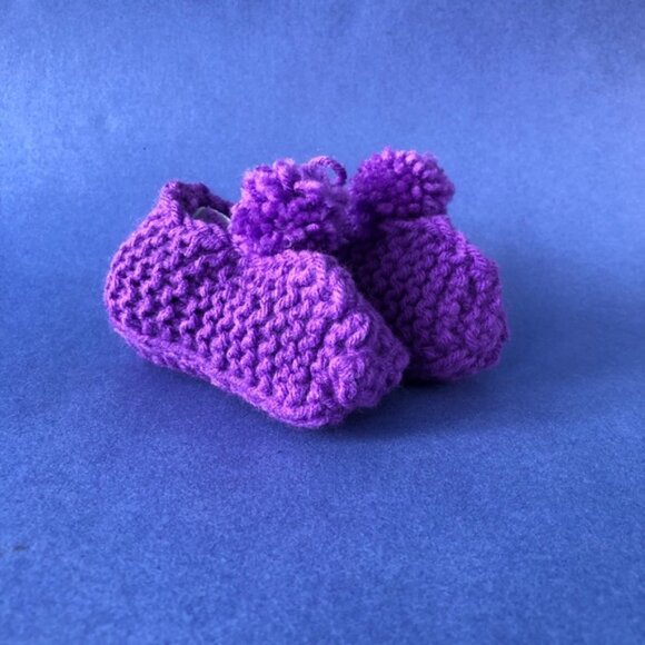 NWT Vintage Handmade Knitted Purple Children’s Slipper Booties
