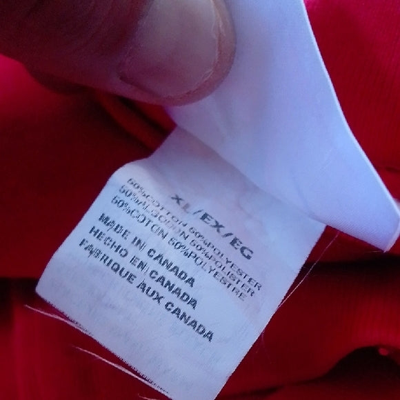 Vintage 90s Puma Men's Vibrant Red Crewneck Sweater