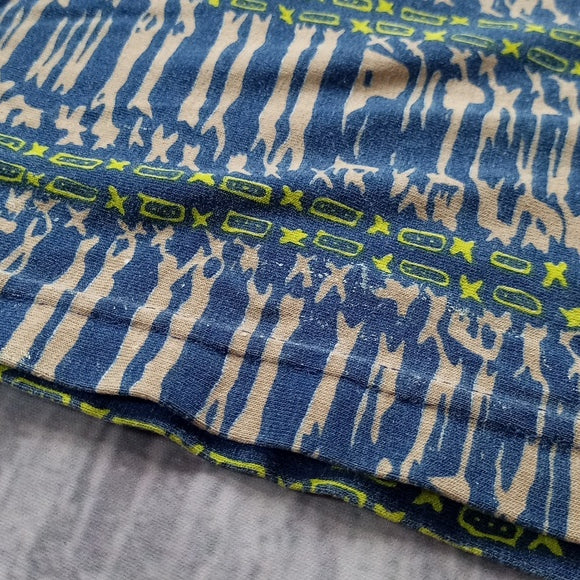 Vintage 90s Funky Pattern Blue T-Shirt UNISEX