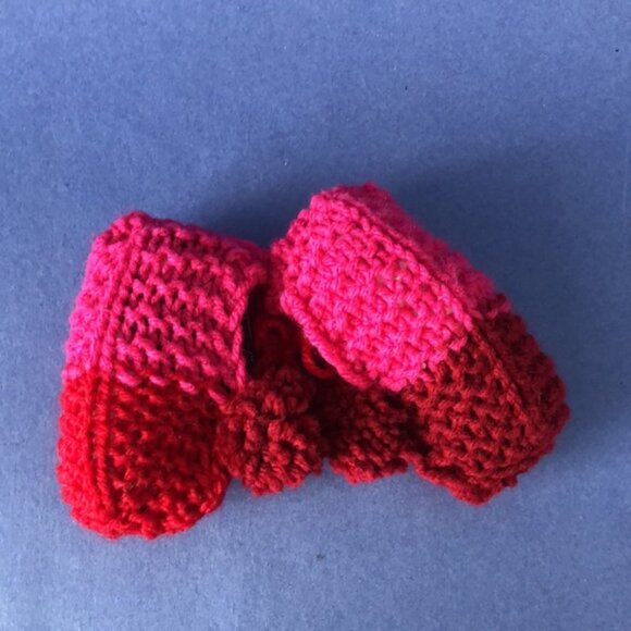 NWT Vintage Handmade Knitted Red, Pink Children’s Slipper Booties