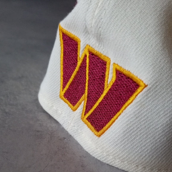 NWOT Washington Commanders New Era SEC 2022 Sideline 39THIRTY Flex Hat