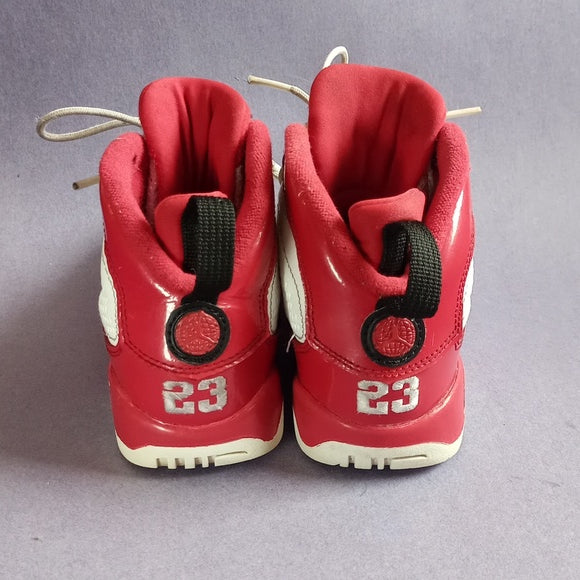 Air Jordan 9 Retro White Gym Red (PS) Shoe 401811-160