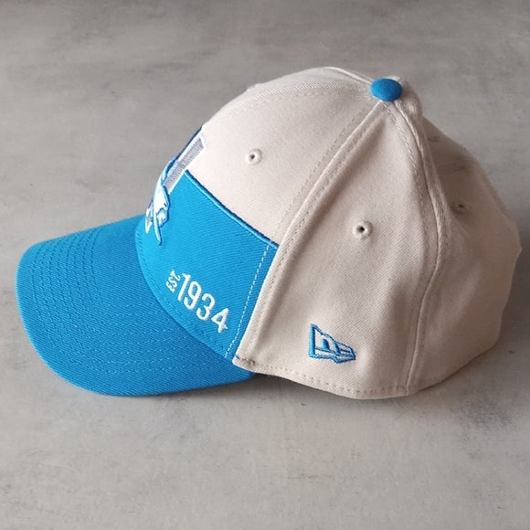 NWOT New Era Cream/Blue Detroit Lions 2023 Sideline Historic 39THIRTY Flex Hat