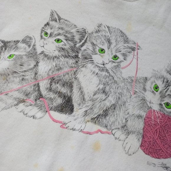 Vintage Women’s Kitties & Yarn Crewneck Sweater