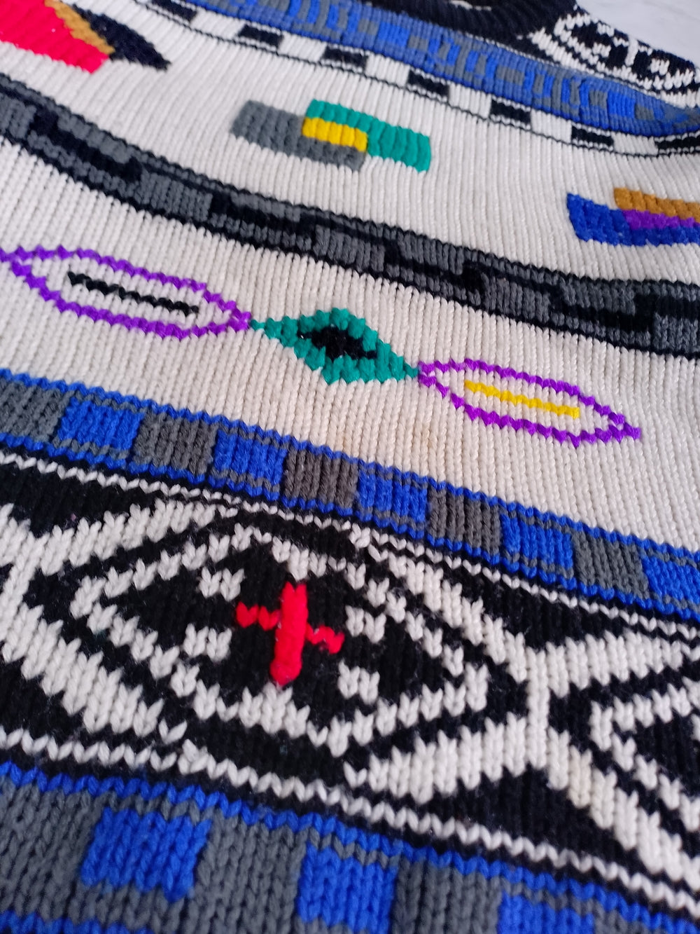 Vintage 80s Abstract Geometric Pattern Crewneck Sweater