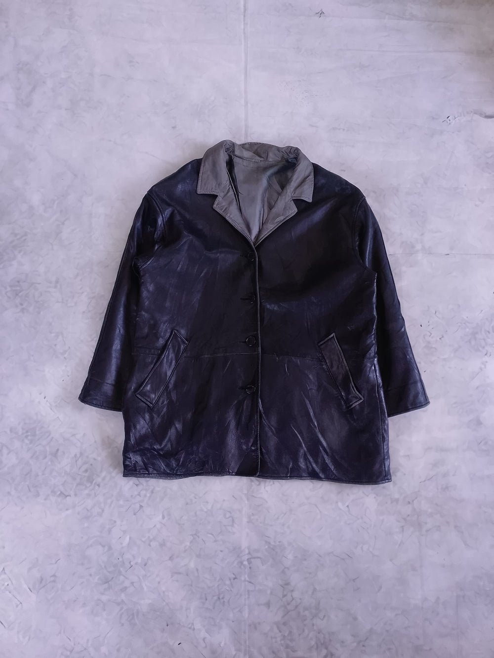DANIER Women’s Black Leather Jacket with Contrast Collar