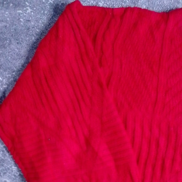 Vintage 90s RED CABLE KNIT SWEATER