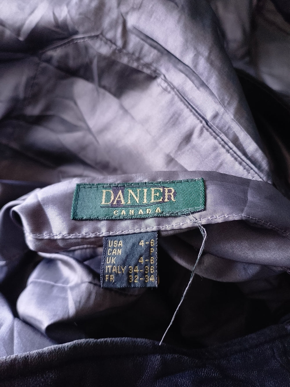 DANIER Women’s Black Leather Jacket with Contrast Collar