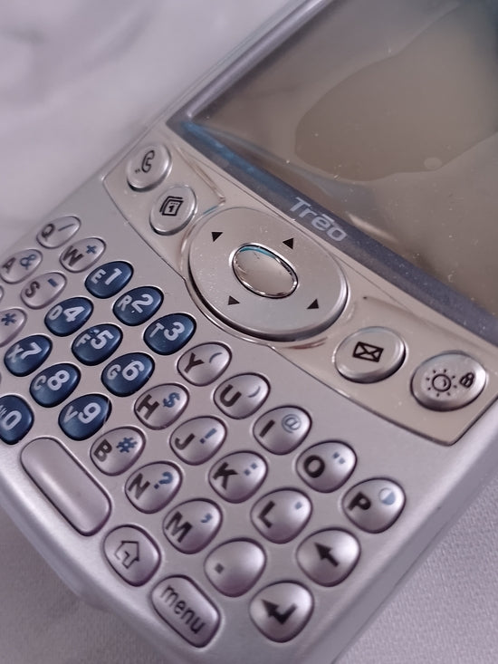 Palm Treo 680 Phone BRAND NEW