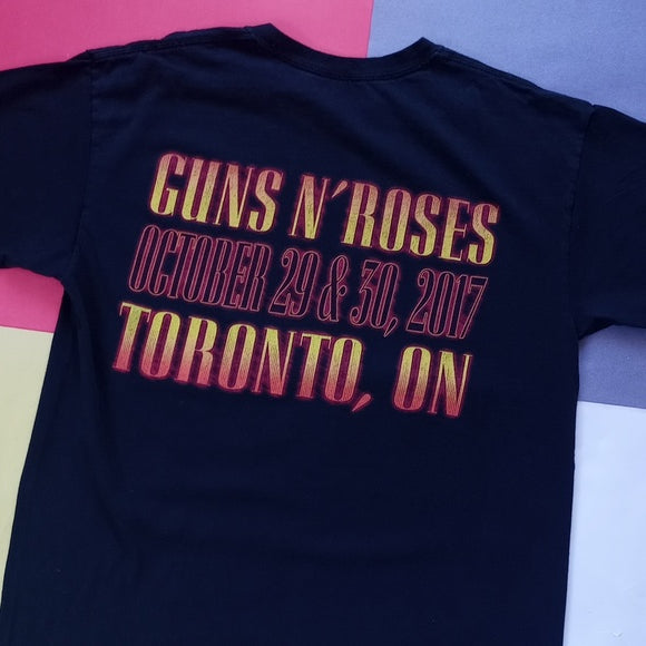 Official Gun N Roses October 29 & 30, 2017 Toronto, On Tour T-Shirt Unisex
