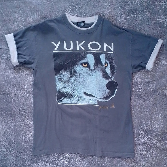 Vintage 1993 Gray Yukon Wolf Graphic T-Shirt Jon Van Zyle SINGLE STITCH UNISEX