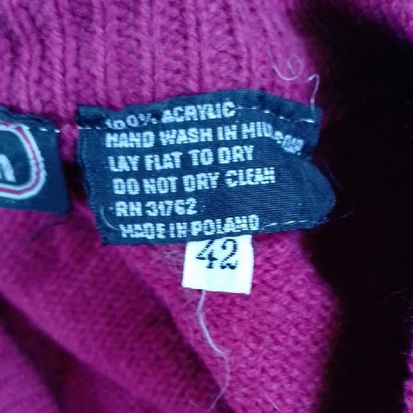 Vintage EILEEN Cable Knit V-Neck Sweater - Rich Berry