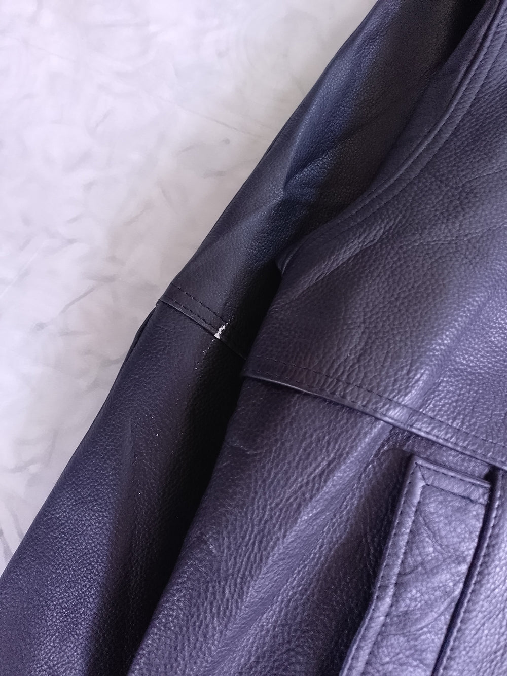 Vintage Men's Black Leather Bomber Jacket