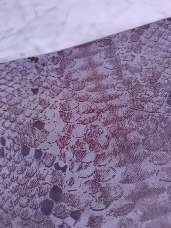 Flared Lace-Pattern Mini Skirt in Mauve Faux Snakeskin