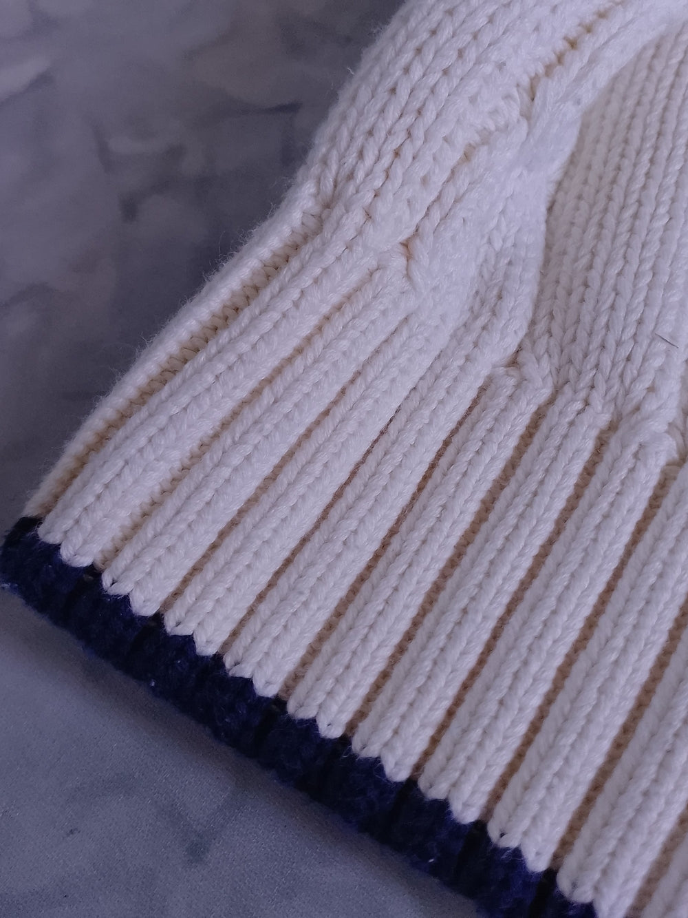 Vintage 90s GAP Cream Cable Knit Sweater