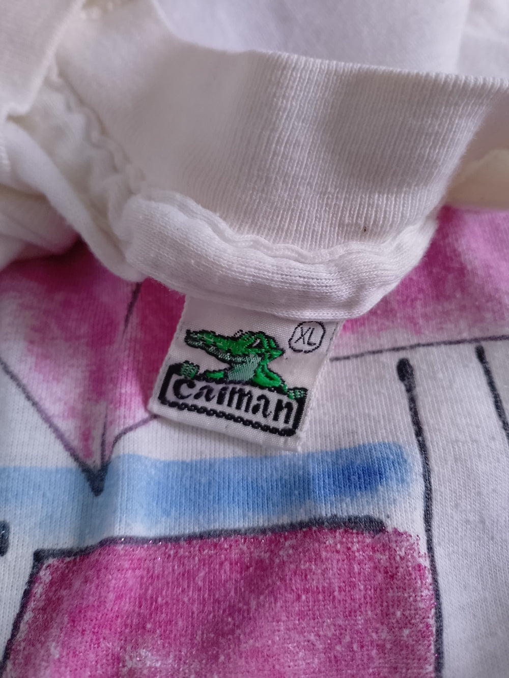 Vintage 90s HAND-DRAWN BAVARDO BEACH CLUB T-SHIRT Single Stitch