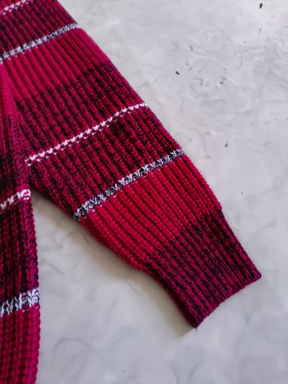 Vintage 90s Ugly Dad/Grandpa Sweater Red Striped