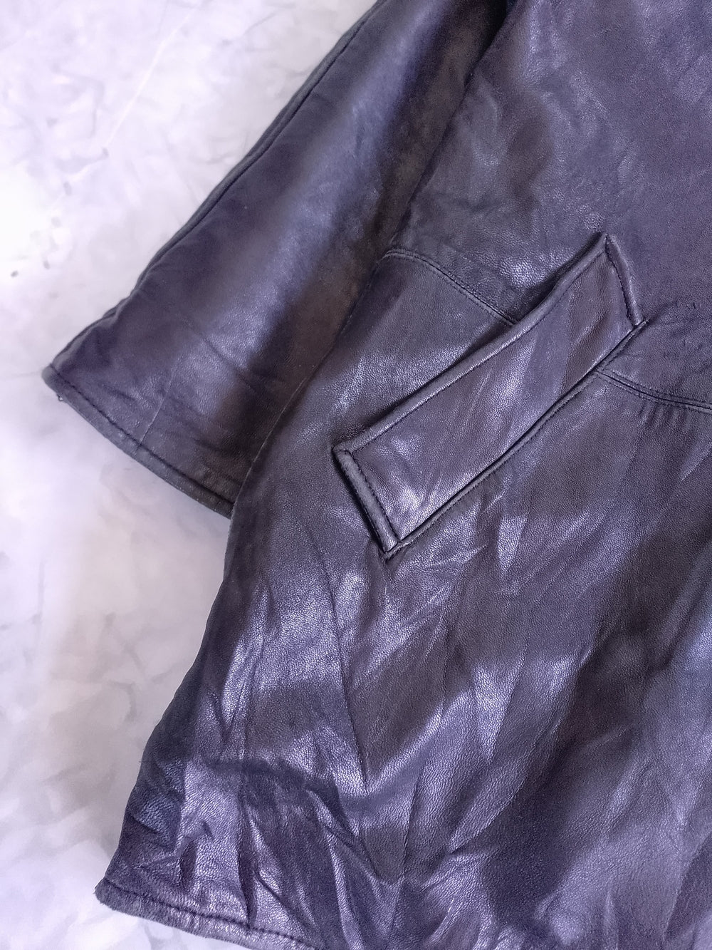 DANIER Women’s Black Leather Jacket with Contrast Collar