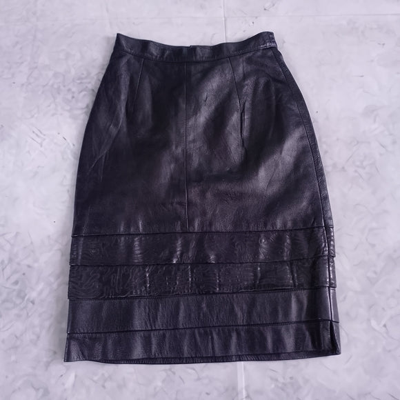 Vintage 90s MOMENTO MADE IN ITALY Black Leather Skirt