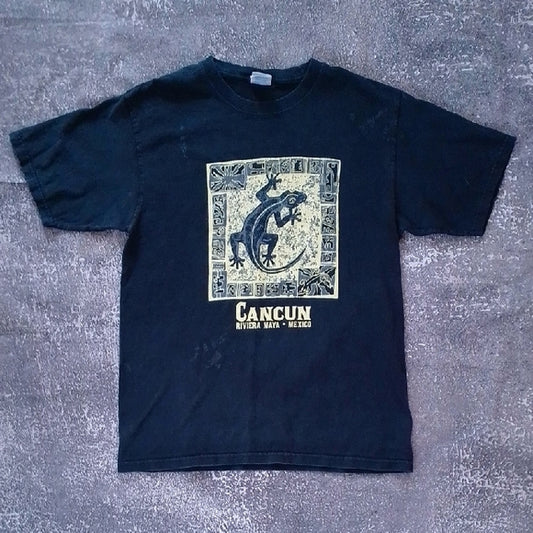 Vintage 90s Black Cancun Riviera Maya Mexico Lizard Tourist Graphic T-Shirt