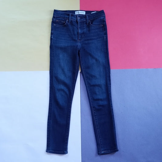 Denim Forum The Nico Mid-Rise Skinny Crop Denim Jeans UHS10-6113A-38