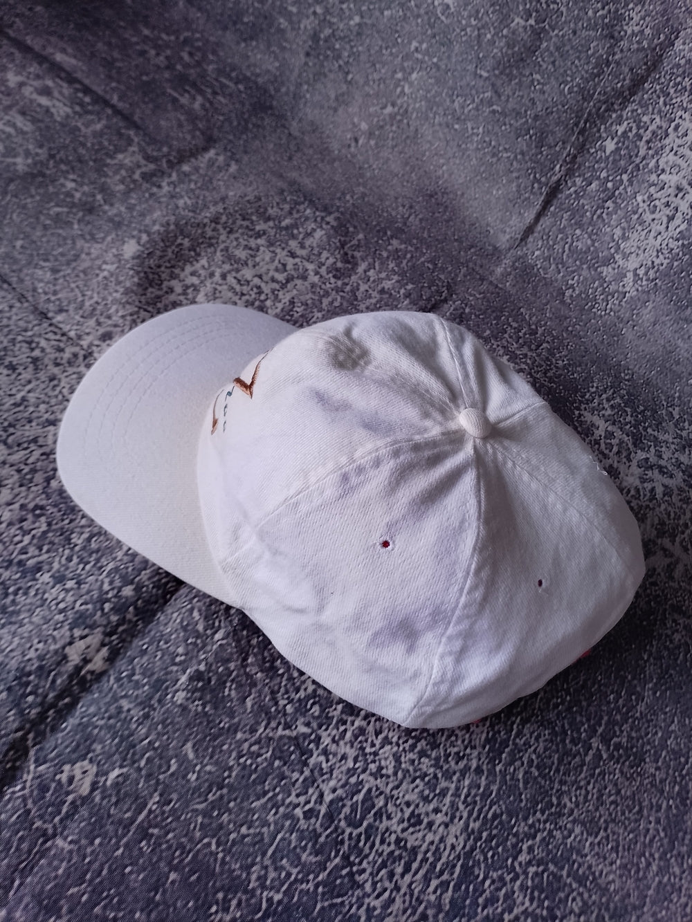 Vintage Oakland Zoo Embroidered White Baseball Cap
