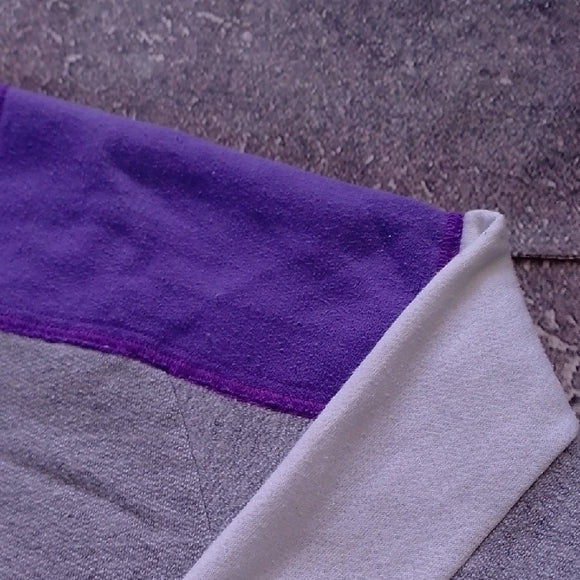 VINTAGE 90s Gray and Purple Men's Sweater