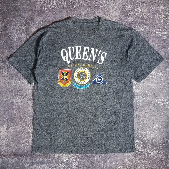 Vintage 1990 Queen's University Casual Comfort Single Stitch T-Shirt