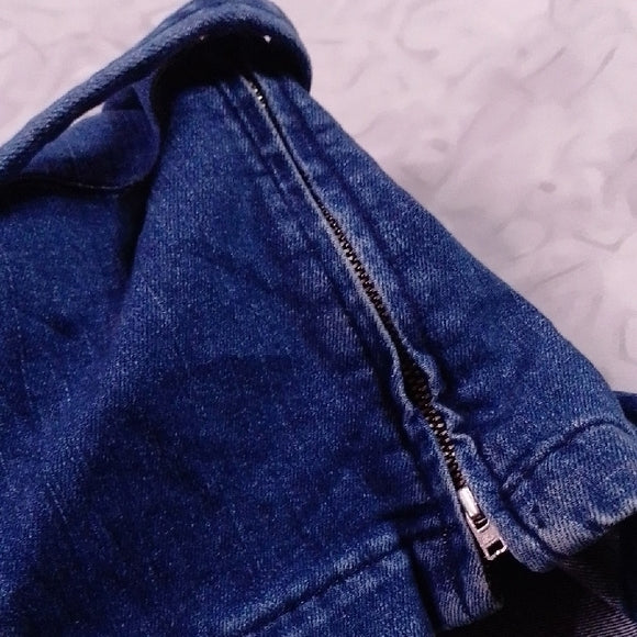 Stylish Modern Denim Overalls With Belt Workwear