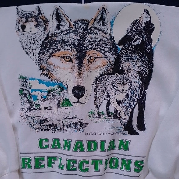 Wolf Graphic SweatsVINTAGE 90s WOLF PACK PRINT CANADIAN REFLECTION Quarter Zhirt